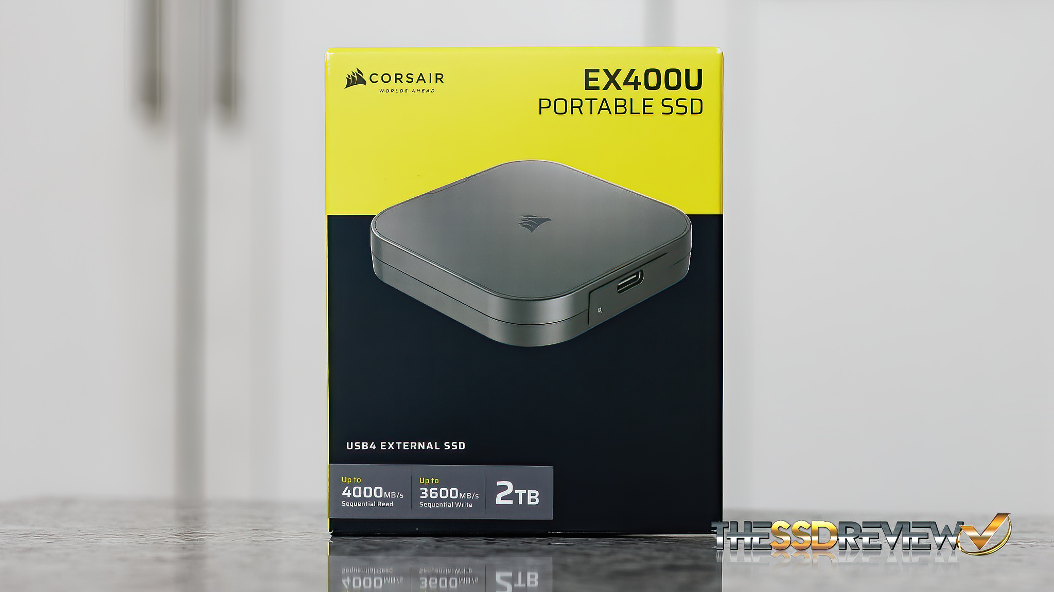 Corsair-EX400U-USB4-Portable-SSD-2TB-external-drive-up-to-4000MBs-read-3600MBs-write-speed-compact-design